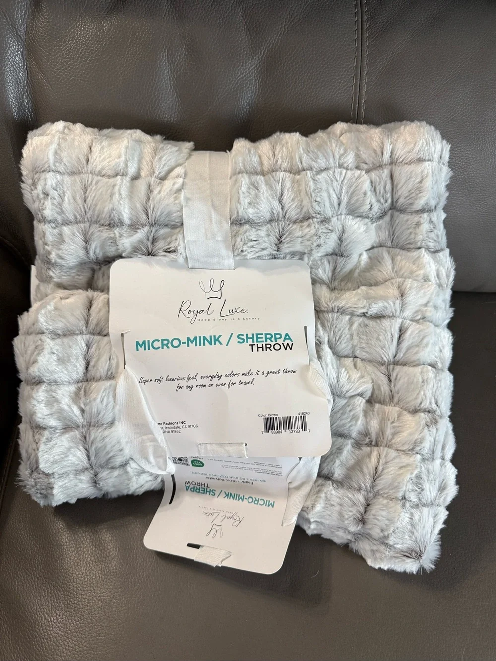 Royal Luxe Micro-Mink Sherpa Throw - Light Gray Faux Fur. 50x60